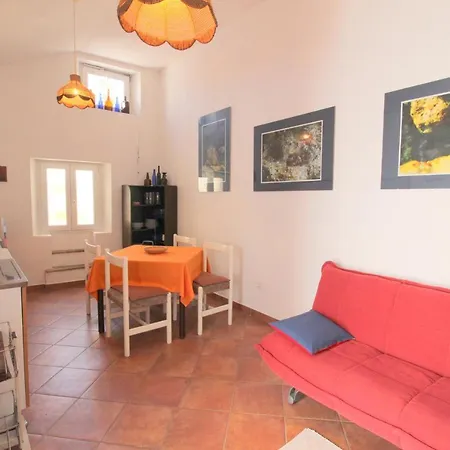 Dea, 180 M From The Apartman