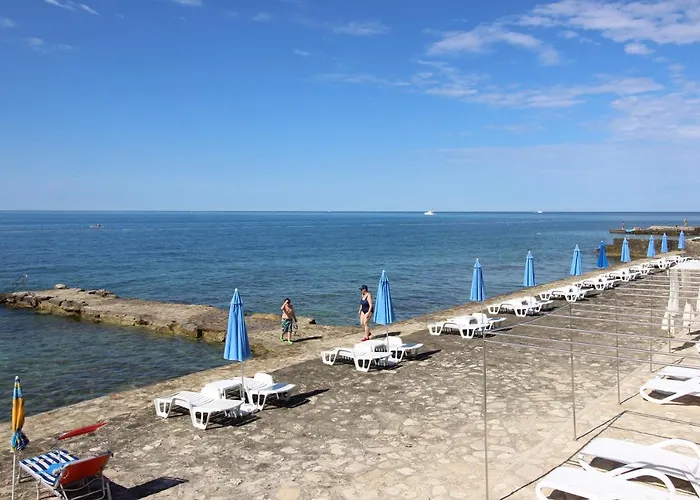 Dea, 180 M From The * Novigrad Istria
